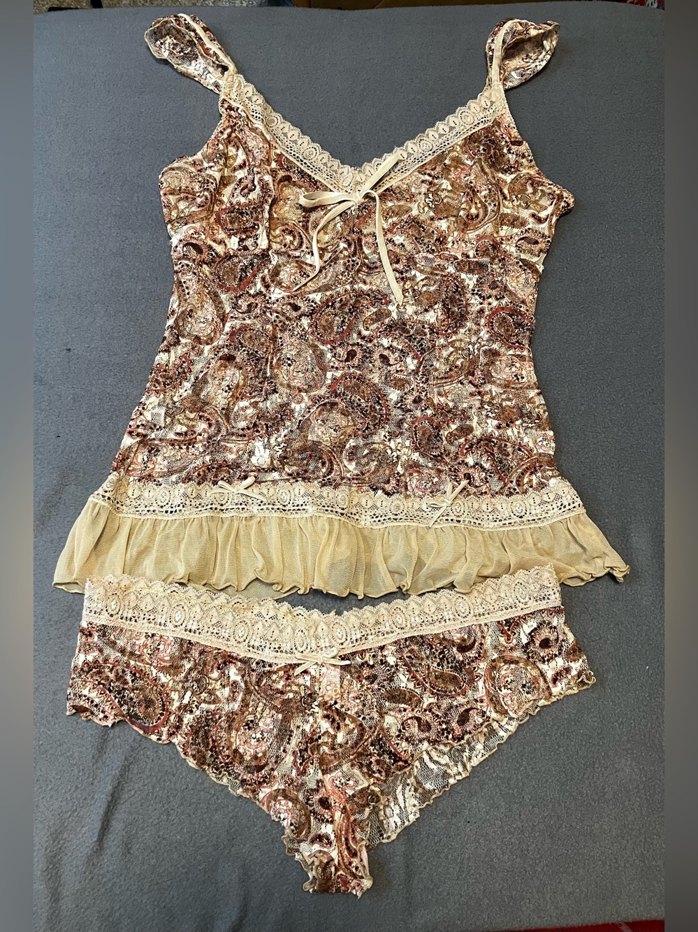 Lace-Trim Paisley Cami & Short Sleep Set in Beige Large